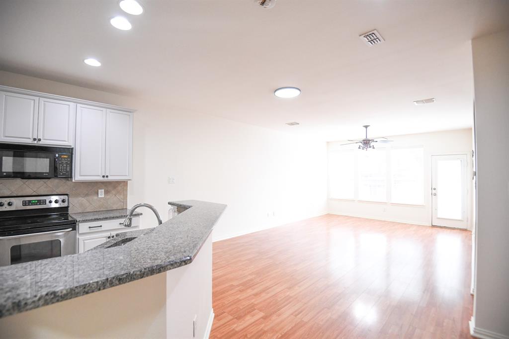 Quail Creek Twnhs Add - Residential