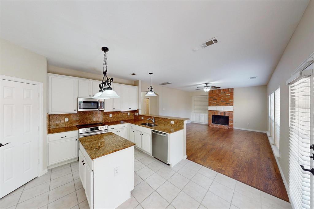 The Oaks Of Shadow Ridge - Residential