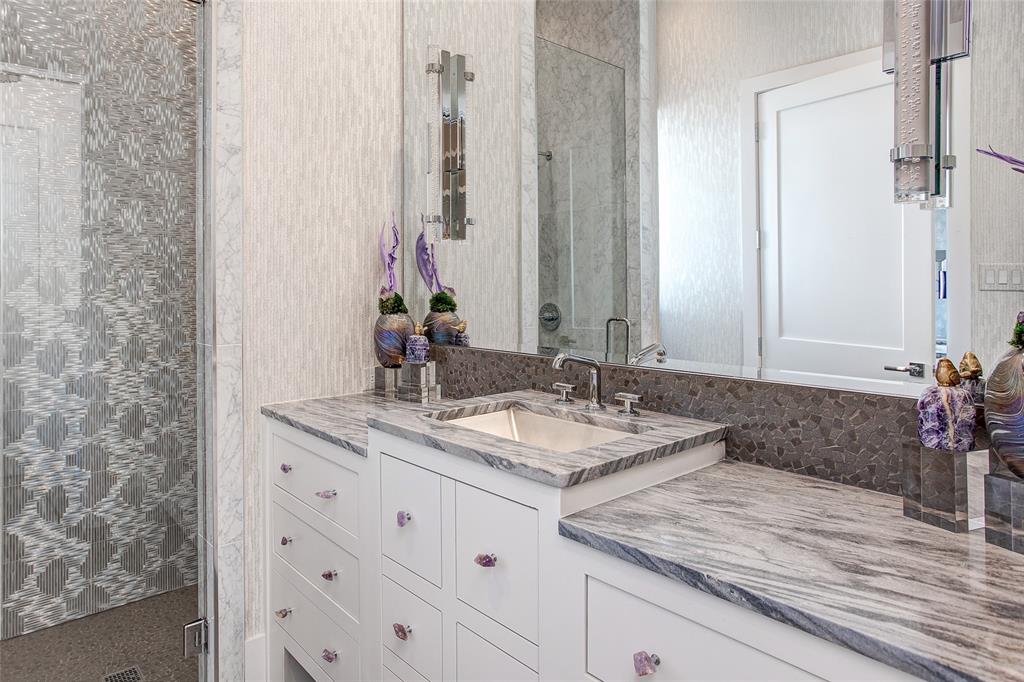 MONTRACHET - Residential