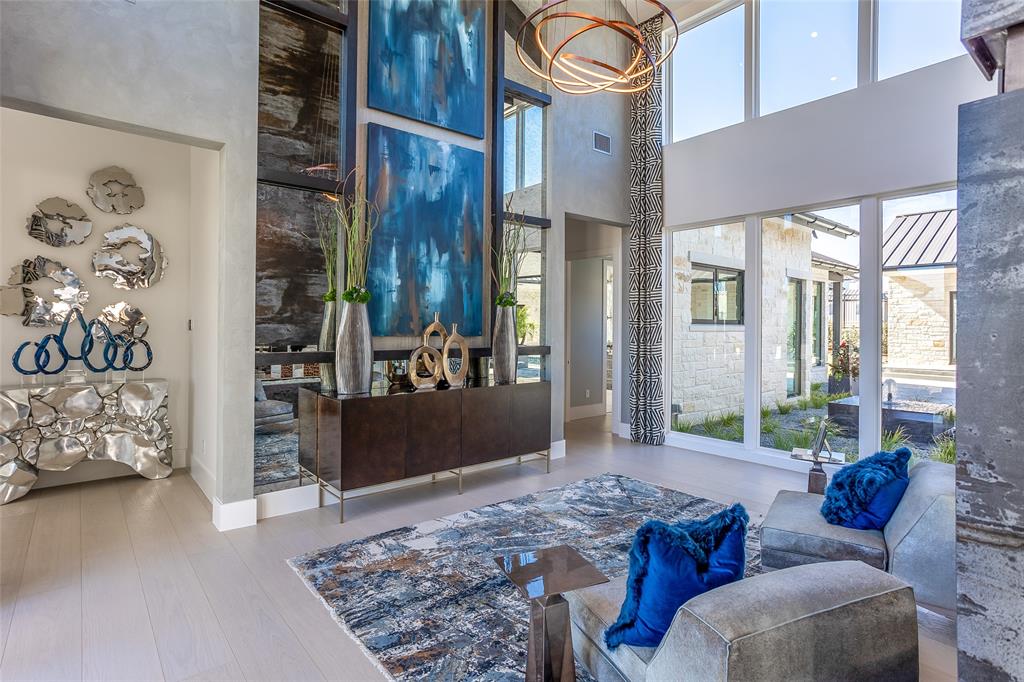 MONTRACHET - Residential