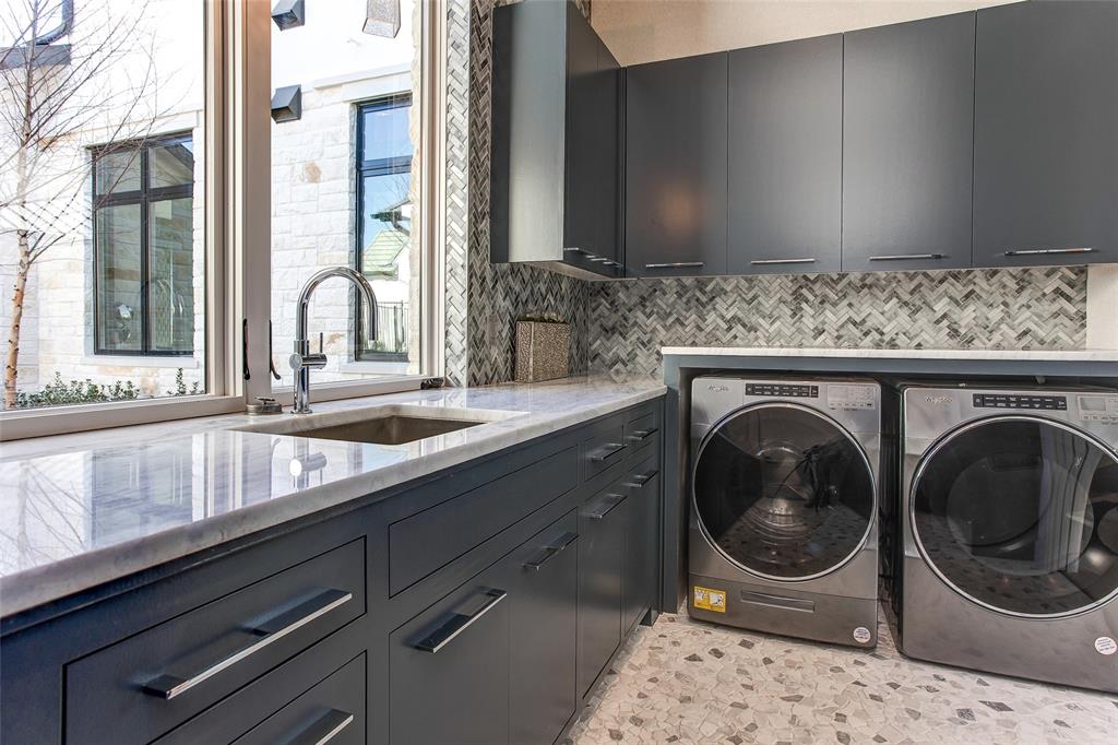 MONTRACHET - Residential