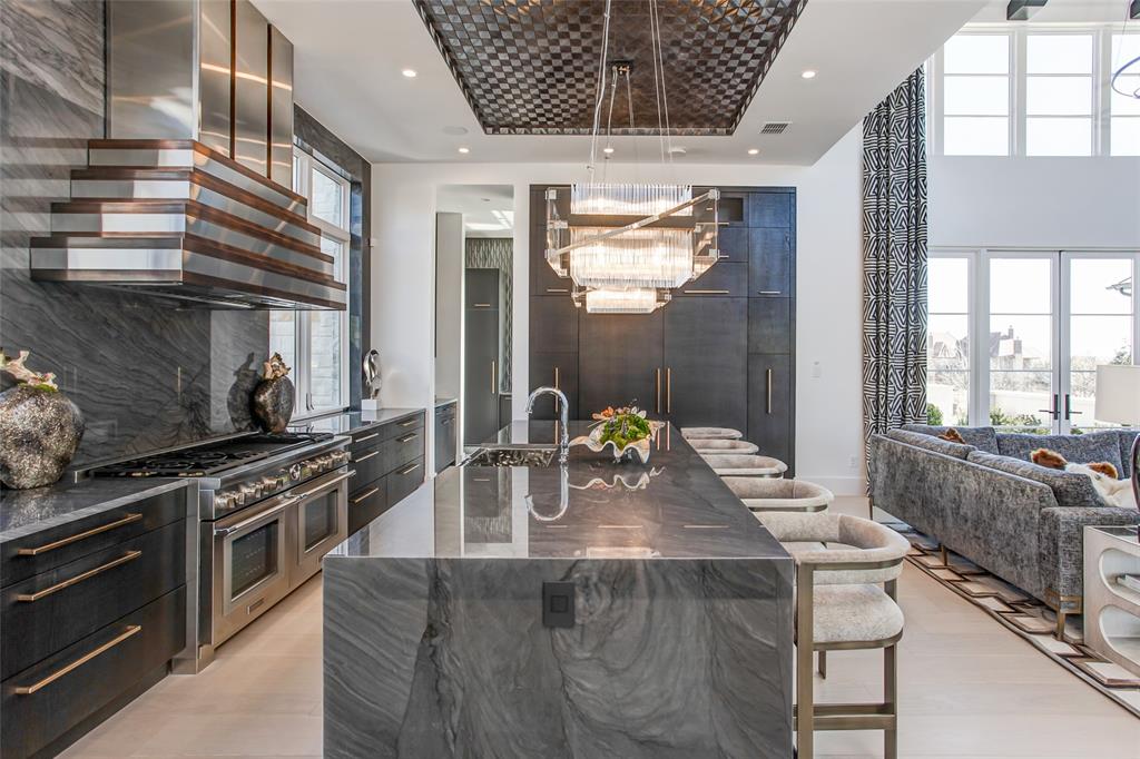 MONTRACHET - Residential