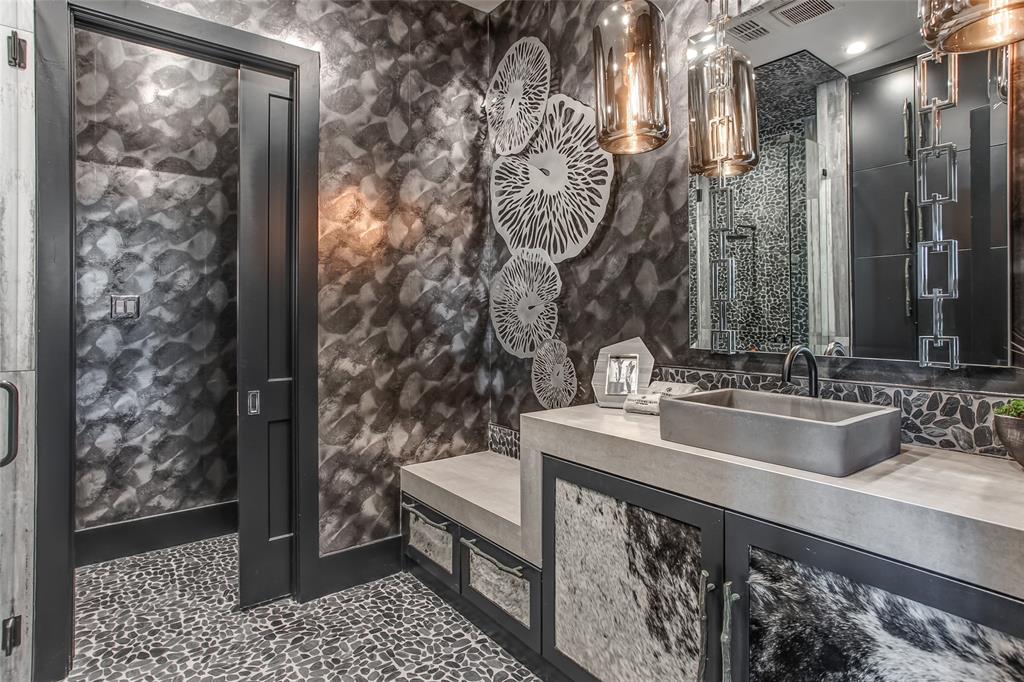 MONTRACHET - Residential