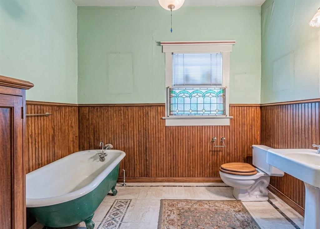 Winnetka Heights - Residential