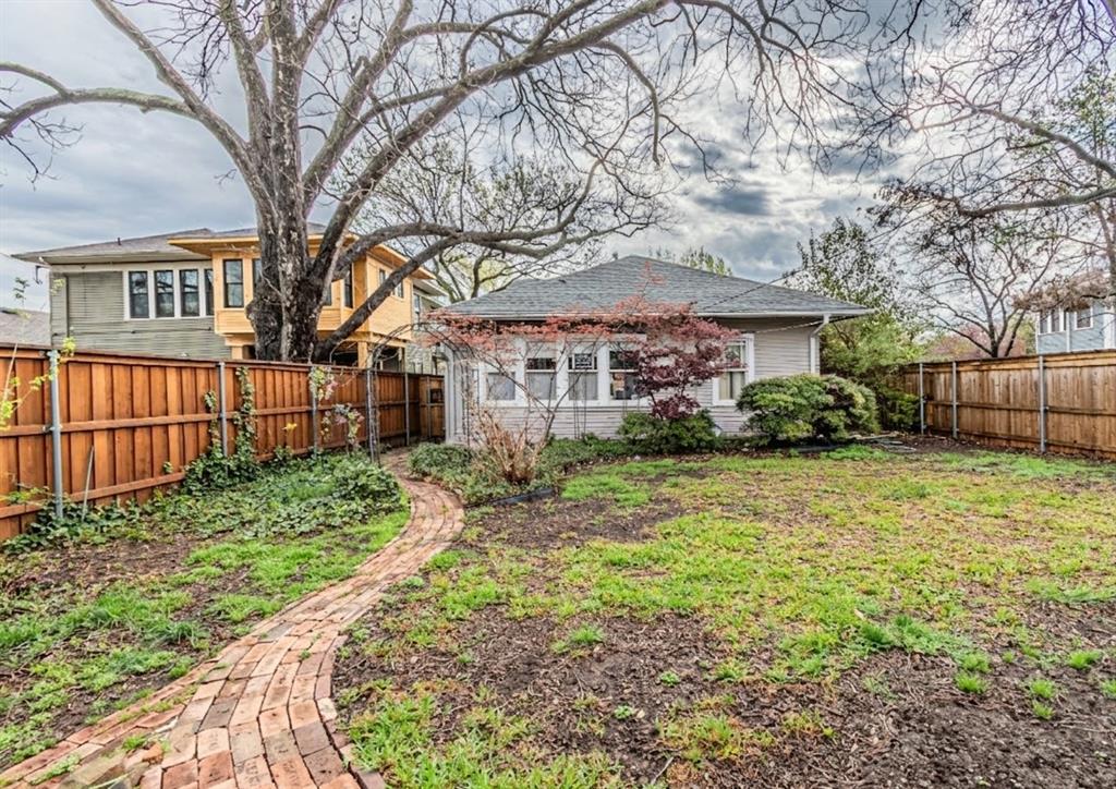 Winnetka Heights - Residential