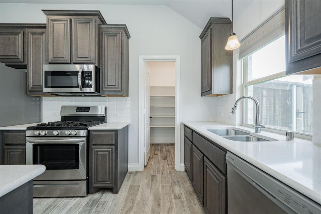 Sonoma Verde - Residential