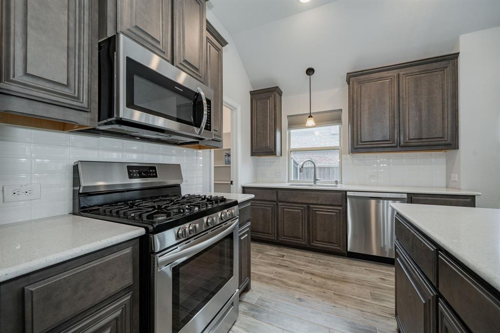 Sonoma Verde - Residential