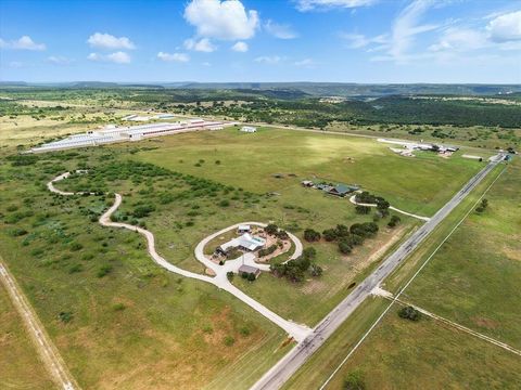186 W Hells Gate Drive ACRES 11 Strawn TX 76475