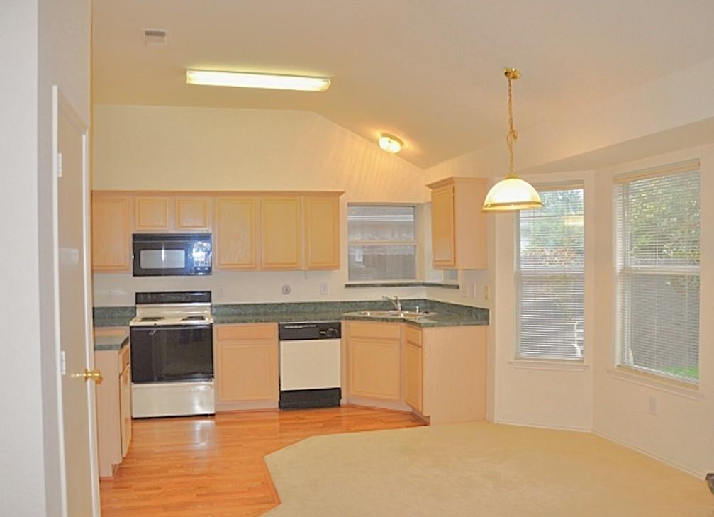 North Brook Estates - Residential Lease