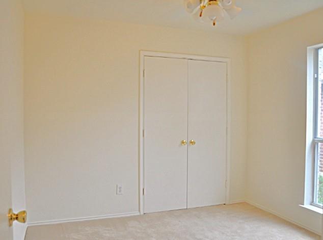 North Brook Estates - Residential Lease