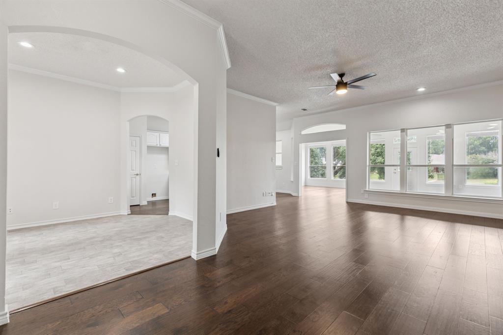 11105 Canoe Road
