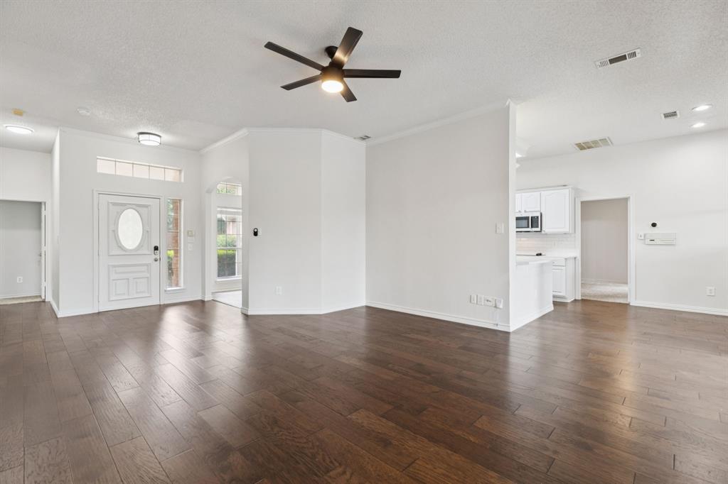 11105 Canoe Road