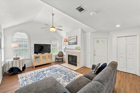 Tiny photo for 1002 Bridges Drive, Arlington, TX 76012 (MLS # 21396625)