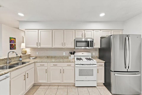 Tiny photo for 1002 Bridges Drive, Arlington, TX 76012 (MLS # 21396625)