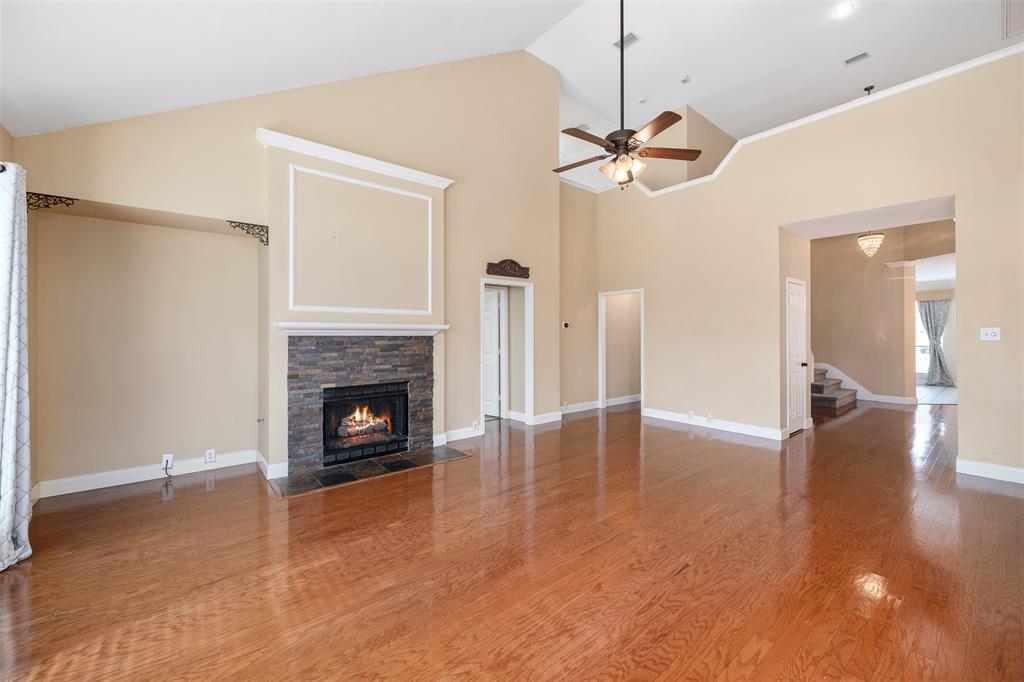 6923 Briarwood Drive