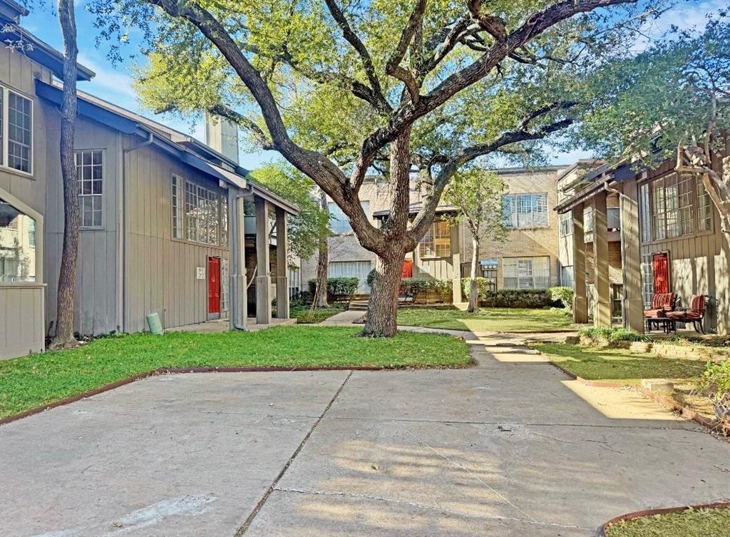 High Hollows Condo - Residential