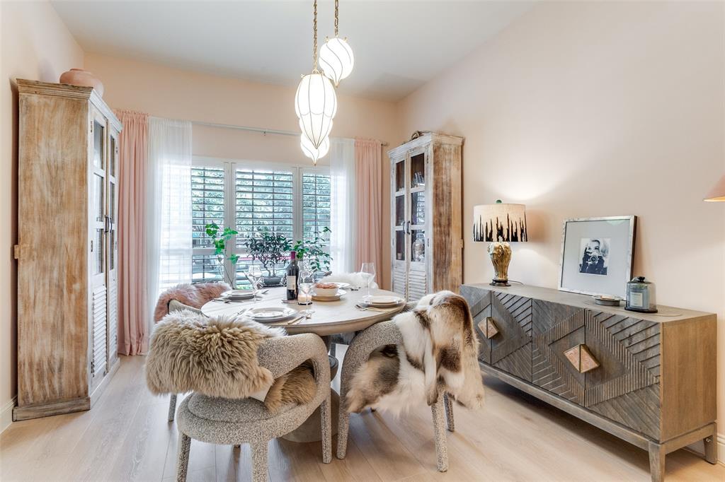 High Hollows Condo - Residential