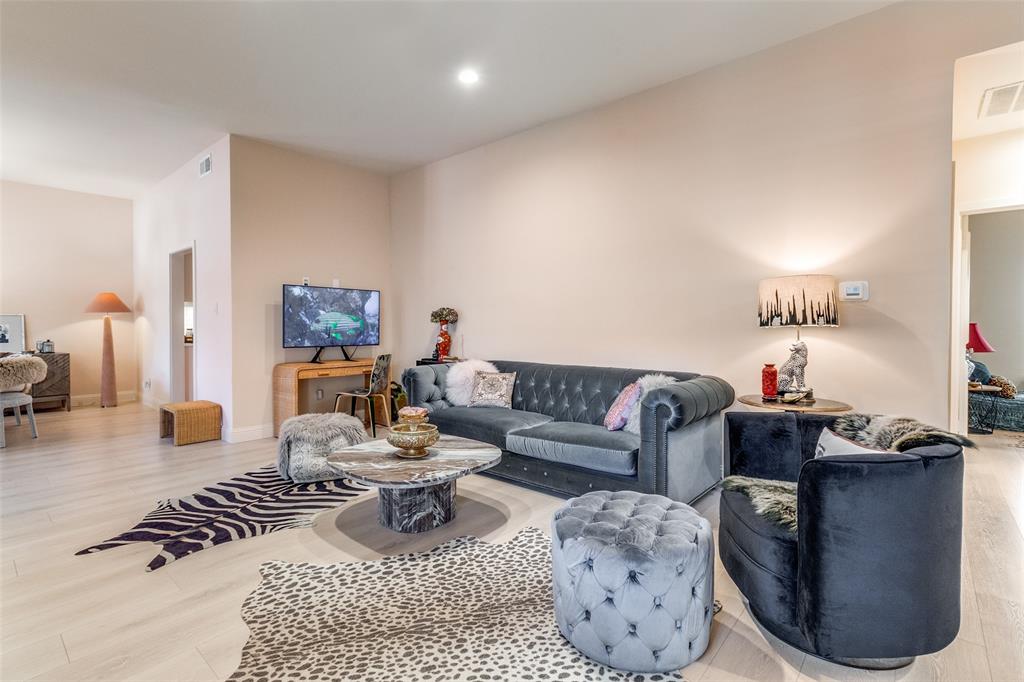 High Hollows Condo - Residential