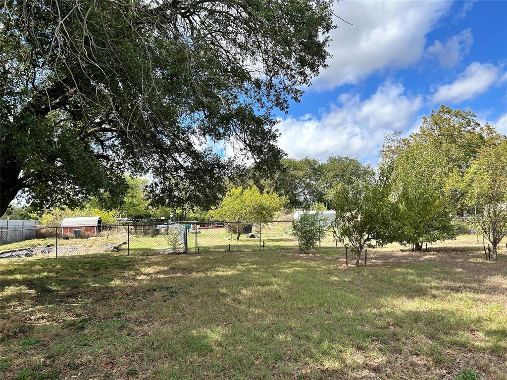 8407 Honeysuckle Lane