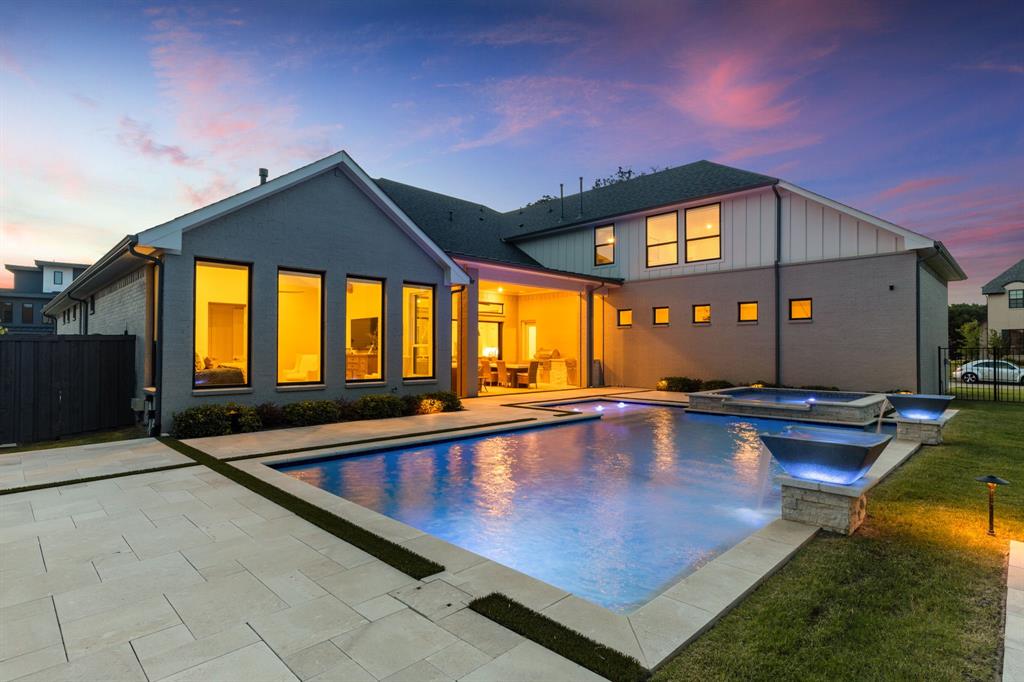 1454 Sunset Point Drive