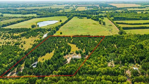 Photo of 5464 County Road 12650, Paris, TX 75462 (MLS # 21368774)