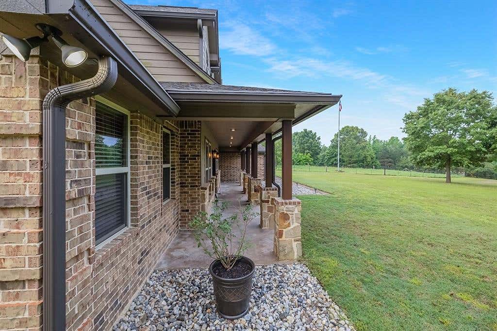 Photo of 1408 Pine Wilderness Drive, Queen City, TX 75572 (MLS # 21342208)