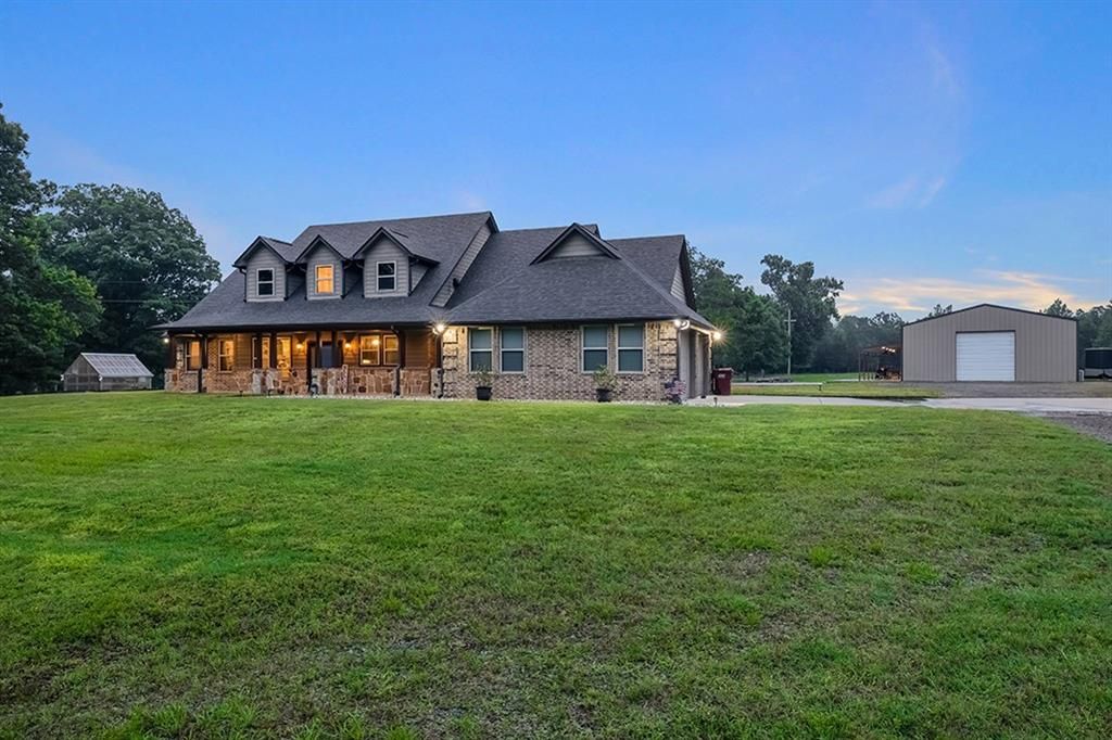 Photo of 1408 Pine Wilderness Drive, Queen City, TX 75572 (MLS # 21342208)