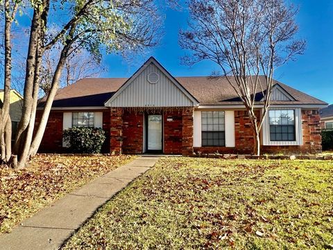 Photo of 2510 Kimberly Drive, Garland, TX 75040 (MLS # 21135677)