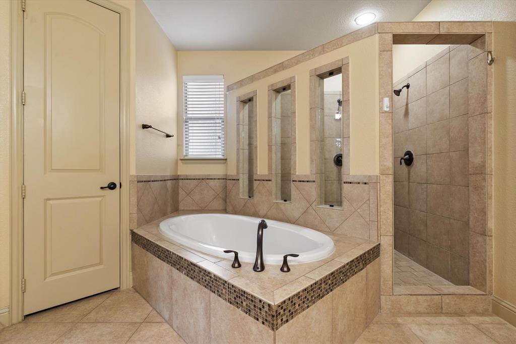 Villas At Mira Lagos The - Residential