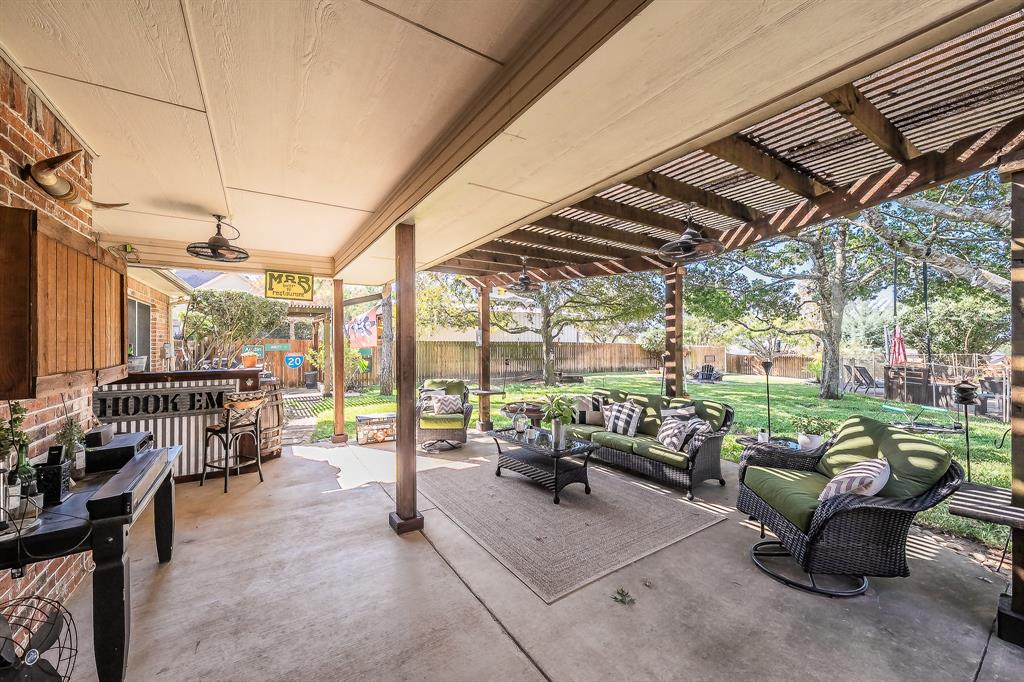6841 Singleton Road