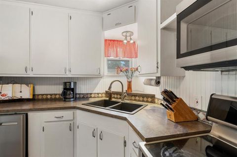 Tiny photo for 1420 Rolling Hills Drive, Graham, TX 76450 (MLS # 21101935)