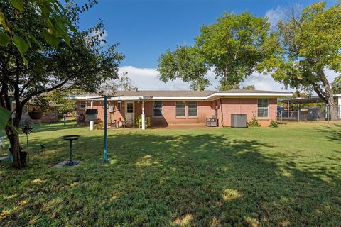 Tiny photo for 1420 Rolling Hills Drive, Graham, TX 76450 (MLS # 21101935)