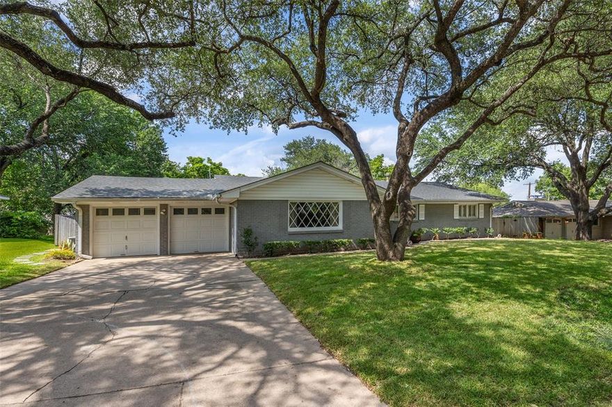 Nestled in the established Ridgmar neighborhood, this well-maintained home offers 4 bedrooms, 2 bathrooms, and an attached 2-car garage. The interior features hardwood floors, a cozy gas fireplace, and a dedicated dining room. The kitchen is equipped with granite countertops, stainless steel appliances, and a gas cooktop. The spacious primary bedroom includes a sliding glass door that opens to the backyard. Situated on a generous 0.3-acre lot, the home boasts a large covered patio, a fenced backyard, and plenty of space for a pool. Located just minutes from Camp Bowie, shopping, dining, and the Cultural District.