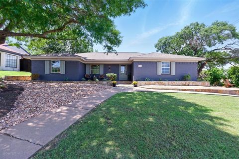 6713 Genoa Road Fort Worth TX 76116