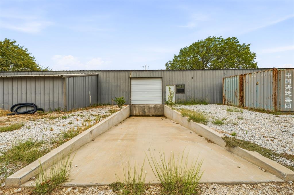1324 N Saint James Road