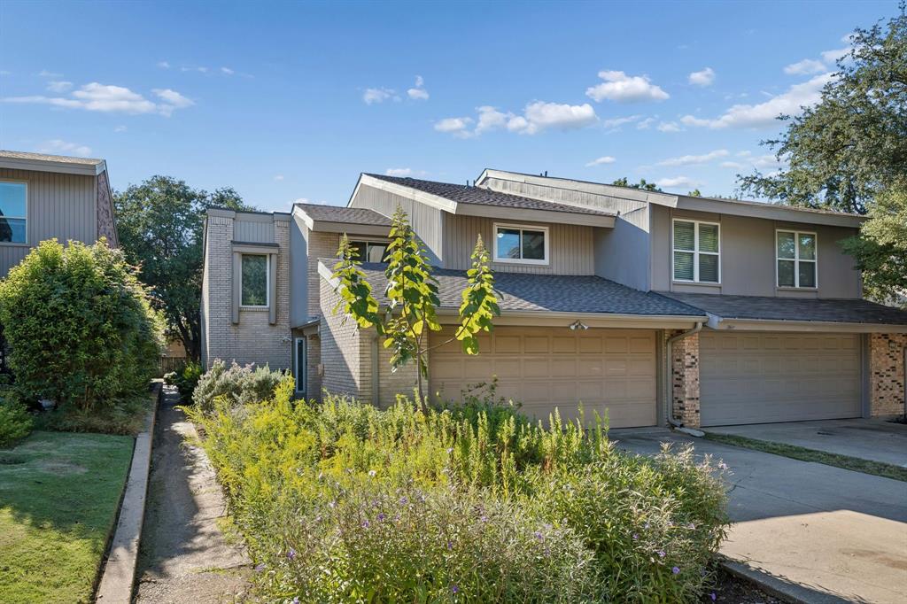 2958 Country Place Circle