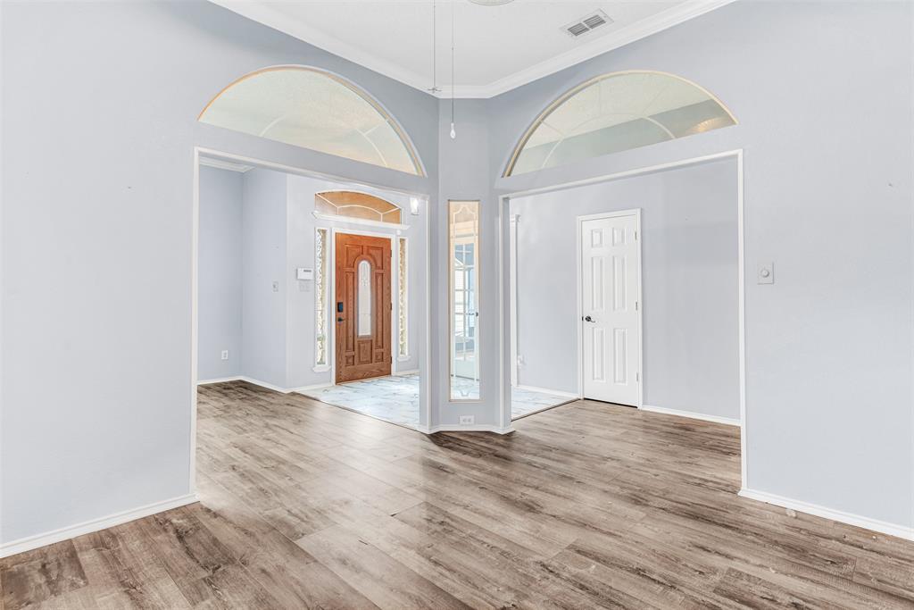 1401 Newbury Lane