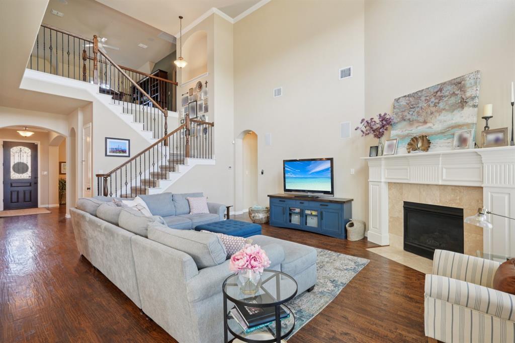 117 Crestbrook Drive