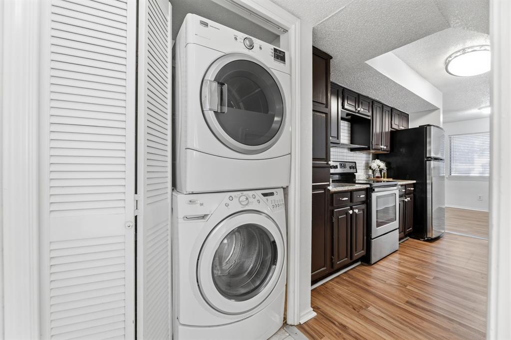 Arlington Oaks Condo - Residential