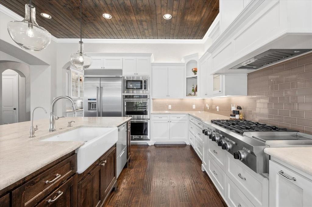 12817 Bella Villa Drive