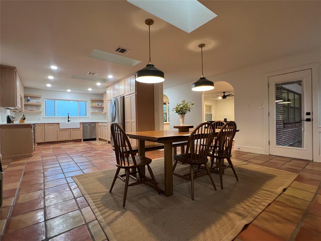 Beverly Hills Estates - Residential Lease