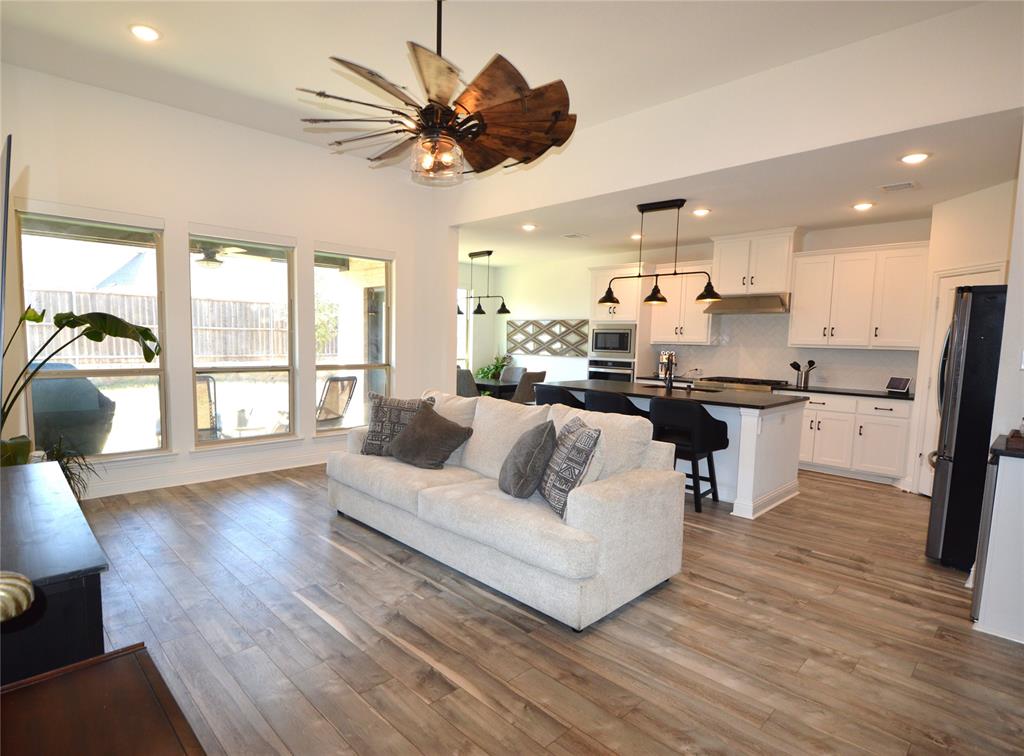 3316 Ironstone Road