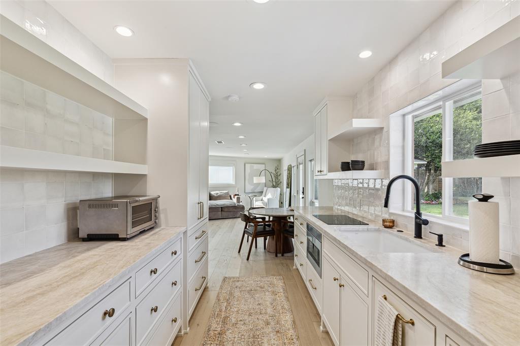 LOUISE B SEELY - Residential