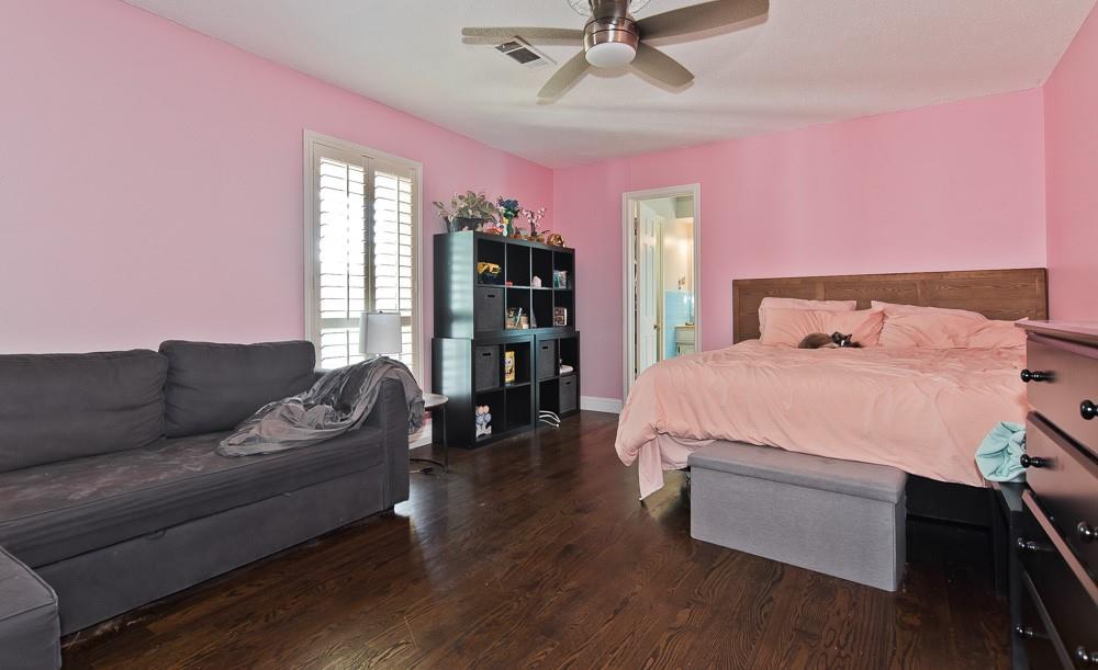 CASA LINDA FOREST - Residential