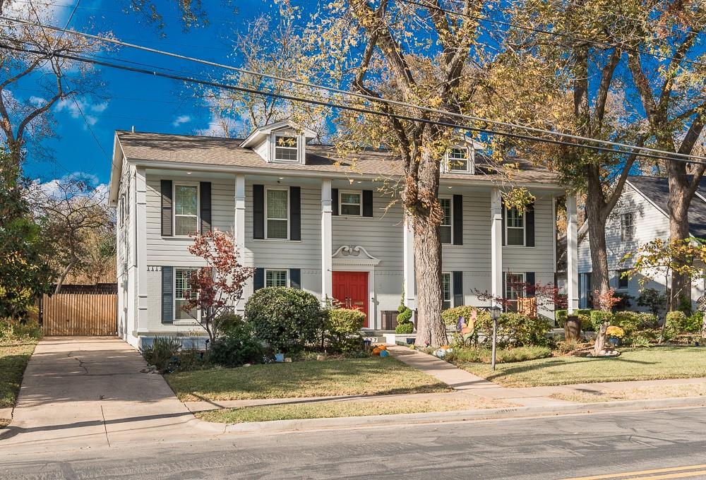 CASA LINDA FOREST - Residential