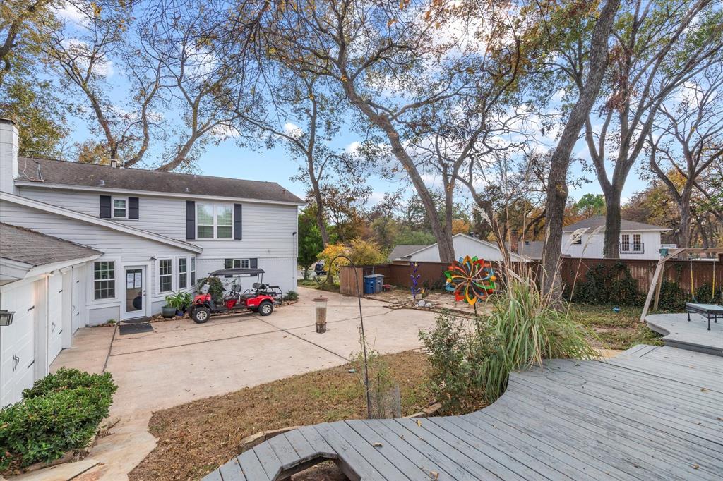 CASA LINDA FOREST - Residential