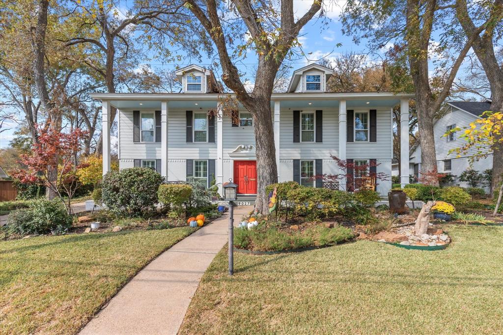 CASA LINDA FOREST - Residential