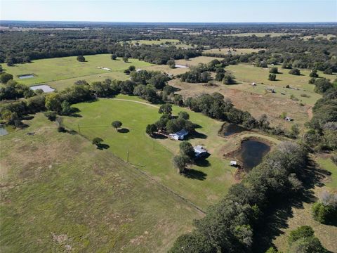 A home in Kemp