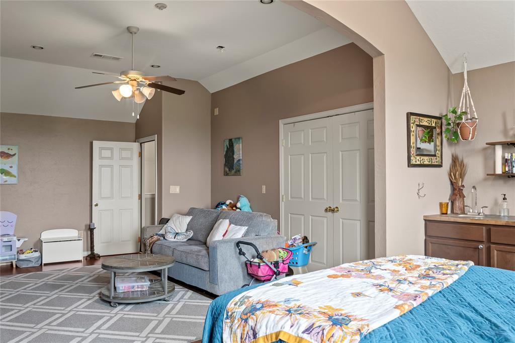 Lago Vista at Bonds Ranch - Residential