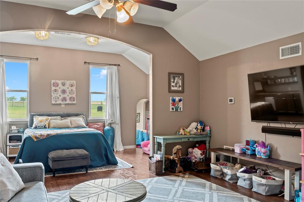 Lago Vista at Bonds Ranch - Residential